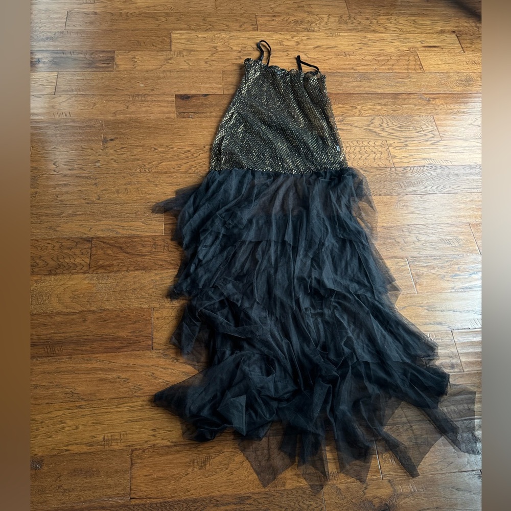 Missord Black Gold Metallic Chiffon Maxi Dress